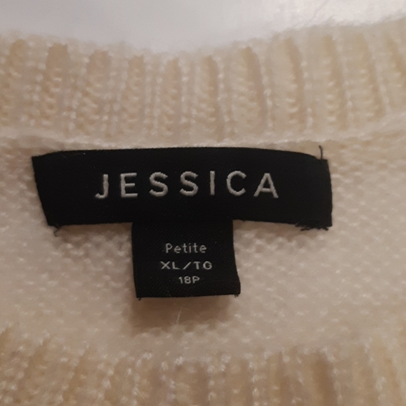 White Jessica sweater beaded embellished sholders lightweight size 18p Xl petite - Picture 8 of 8